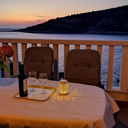 Beautiful In With House Sea View Razanj